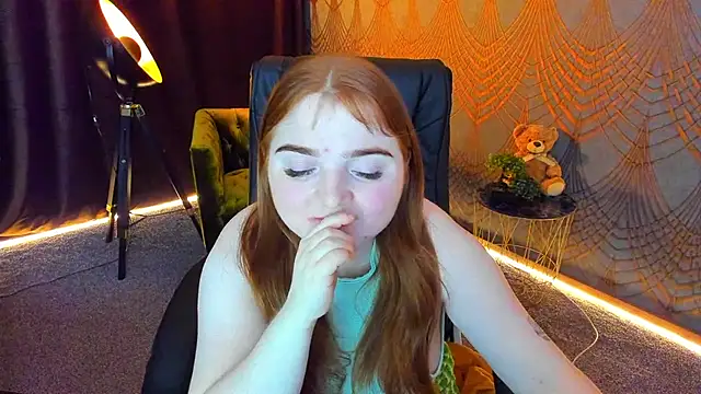 KattyRose8 - masturbation with a dildo