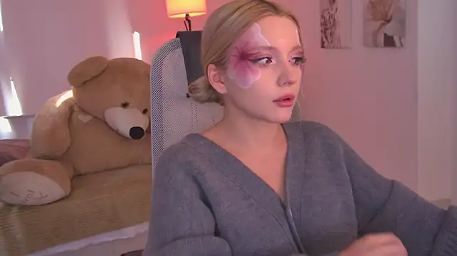 AuroraWrenfield - spanking 100 times in panties