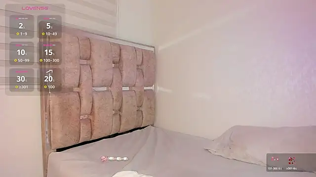 Rouse__hallberg - squirt show naked