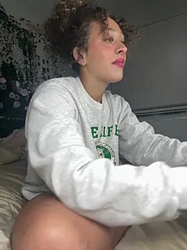 LyraCovee - Take my pants off❤️✨