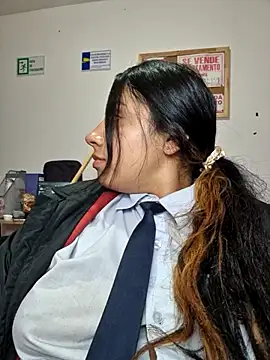 Angela__05 - I FUCK MY PUSSY WITH THE DOMI