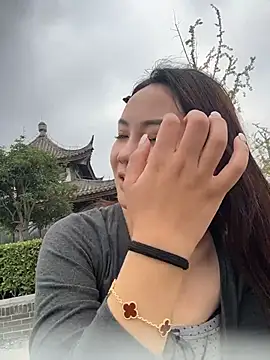 Yioyio-666 - 小粉震动2分钟，最后一个大哥可得
