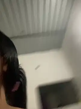 Huge_naughty_ass - Flash tits Sam 😍