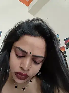 Pinky-2 - Oiling My Sexy Pussy Hole