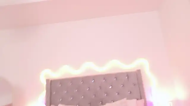 JuliaSUMMERS2022 - creammy pussy