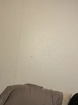 Caligirl9895 - Tits out 5 minutes-suck dildo/pinch nips