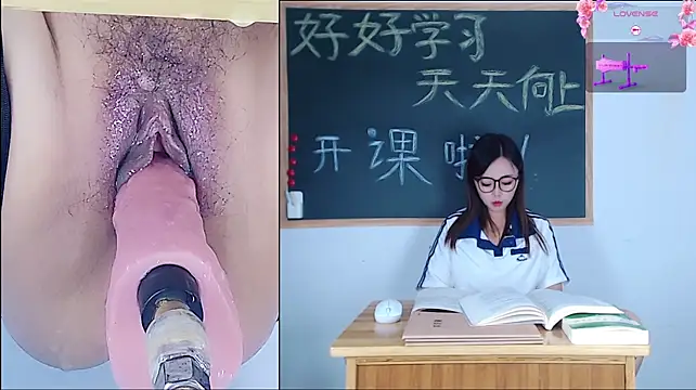 Juzi1213 - 超级学妹超级爱喷水