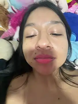 Alisonnturbay - Nude dildo +fingers in pussy