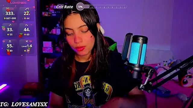 Lovelyamyy - CUM SHOW IN PANTIES + FEETS + DOMI👾