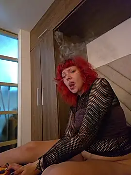 Sarah-Stoner - Chill, smoke n cummm🥵💦Ctrl x5m
