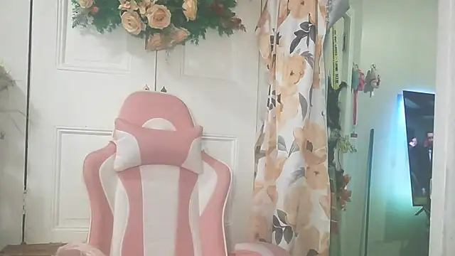 Nastydianastrips - Come watch me squirt