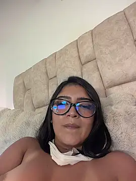 Nicolegh_ - fuck my pussy with dildo🍆