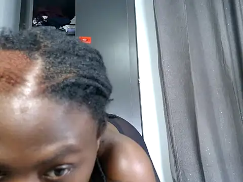 African-slutt - from school and so horny dadddy