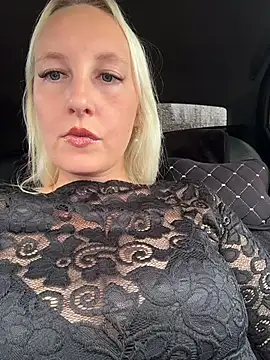 MerlinDave - Finger pussy/naked ✌️😋😈