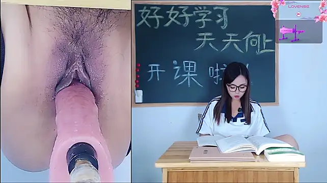 Juzi1213 - 超级学妹超级爱喷水