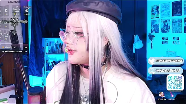 Tokydolly - facefuck + saliva show (destroy makeup)