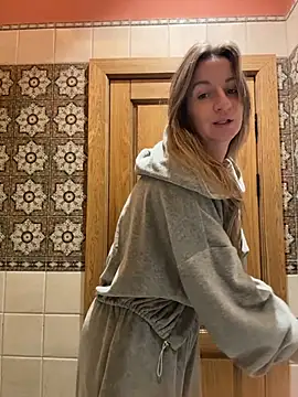 EvvaMur - finger in the ass and lick