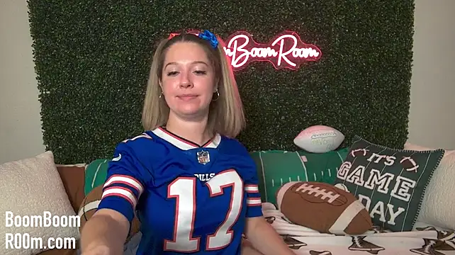 Boomboomr00m - Moaning Monday Pussy Play 😝
