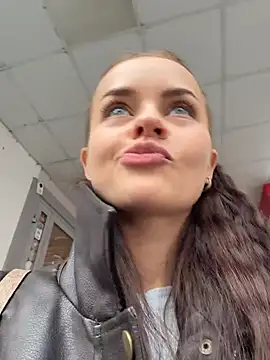 AngelinaTeller - Fingering asshole 🤪