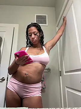 AshleyLoveee - come shower with me