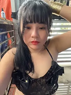 Fishinggirl2k - Domi controls public areas for 5 minutes