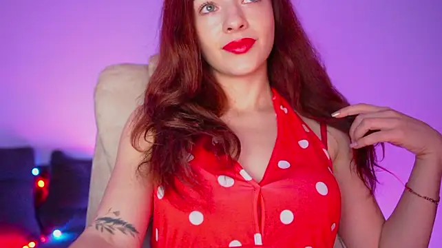 MiaRouge - TITS PLAY