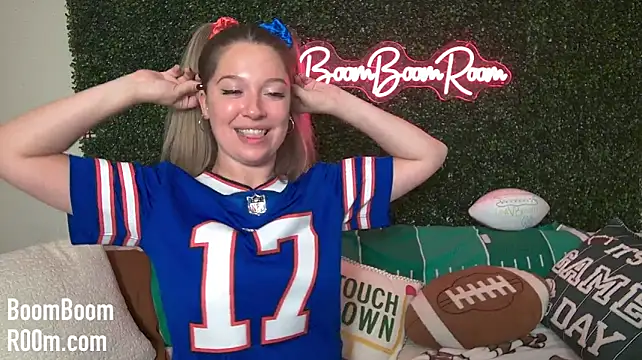 Boomboomr00m - Moaning Monday Pussy Play 😝