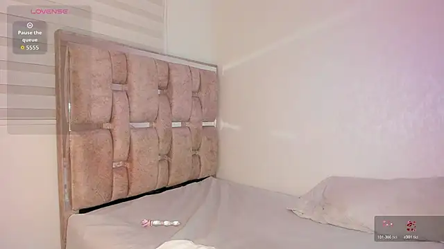 Rouse__hallberg - squirt show naked