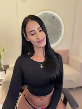 SarahhSmitth1 - We're going to play with my tits togethe