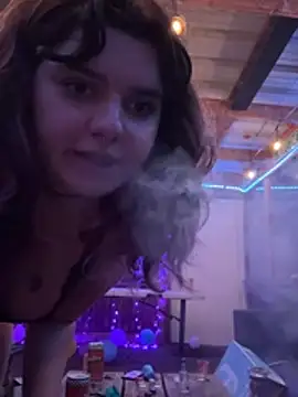 Bellywelly67 - butt naked