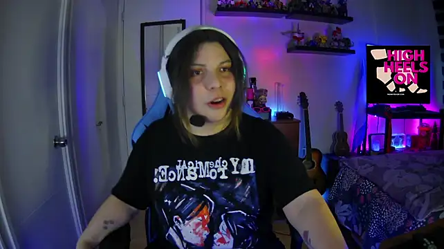 Allis_Wonderland - Flash Tits