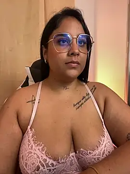 Liith - Suck on my sweet tits