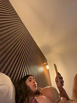 Monica17 - Doble penetración anal y vaginal 👅
