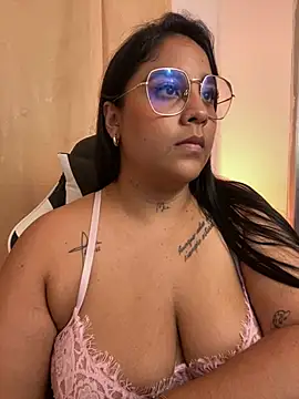 Liith - Suck on my sweet tits