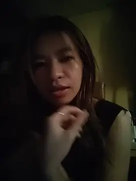 Luna_Moonfang - remove panty and tease
