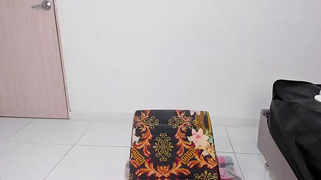 Violetta-foxx - STRIPTEASE