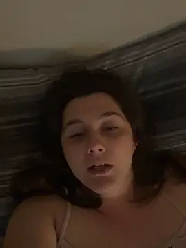 Yourprettygirll - strip me naked