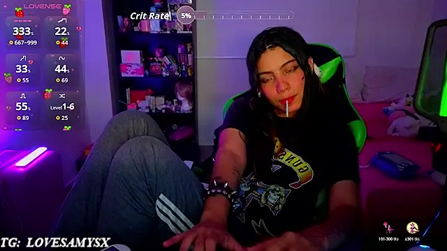 Lovelyamyy - CUM SHOW IN PANTIES + FEETS + DOMI👾