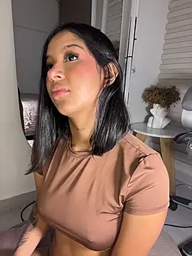 Aida_moreno - FINFER IN ASS