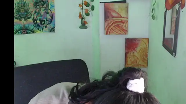 Bastethott - squirt or cum?