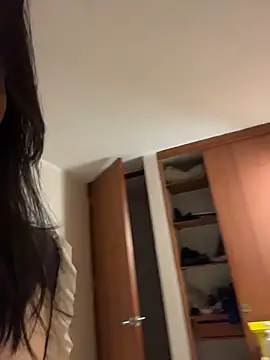 Evelynrosess1 - “Sexy blowjob with saliva + tits out”