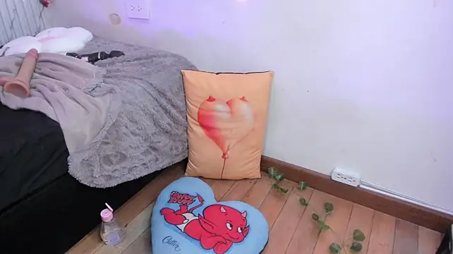 Mia_Tailor_Bms - ✌️finger in ass 🍑x5min lush