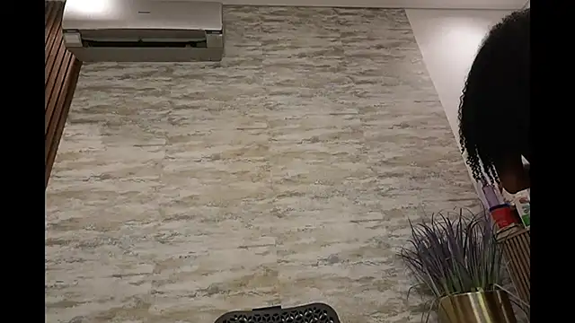 HOTBLACKANDWHITE2 - SQUIRT