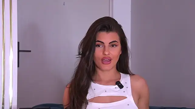 YasminaMoon - get my pussy dripping wet