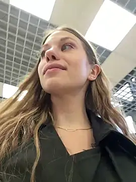 Olivia_Jemison - Spread my ass + touch my hole
