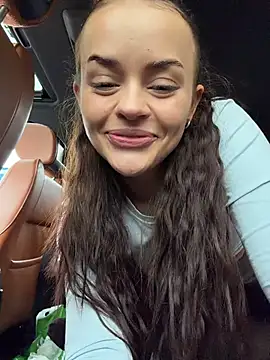 AngelinaTeller - Lovense in ass+last tip control