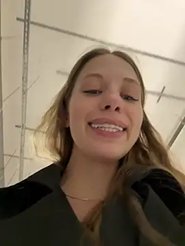 Olivia_Jemison - Open coat + titsfuck in store