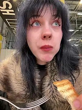 Only_April - Prolonged licking of toes AND SQUIRT