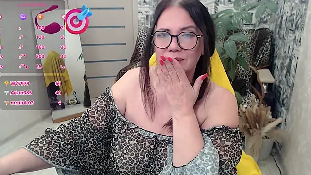 Your_space - Teasing you with my firm butt.