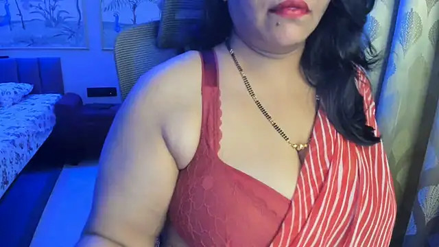 Tarivishu11 - french kiss with open boob